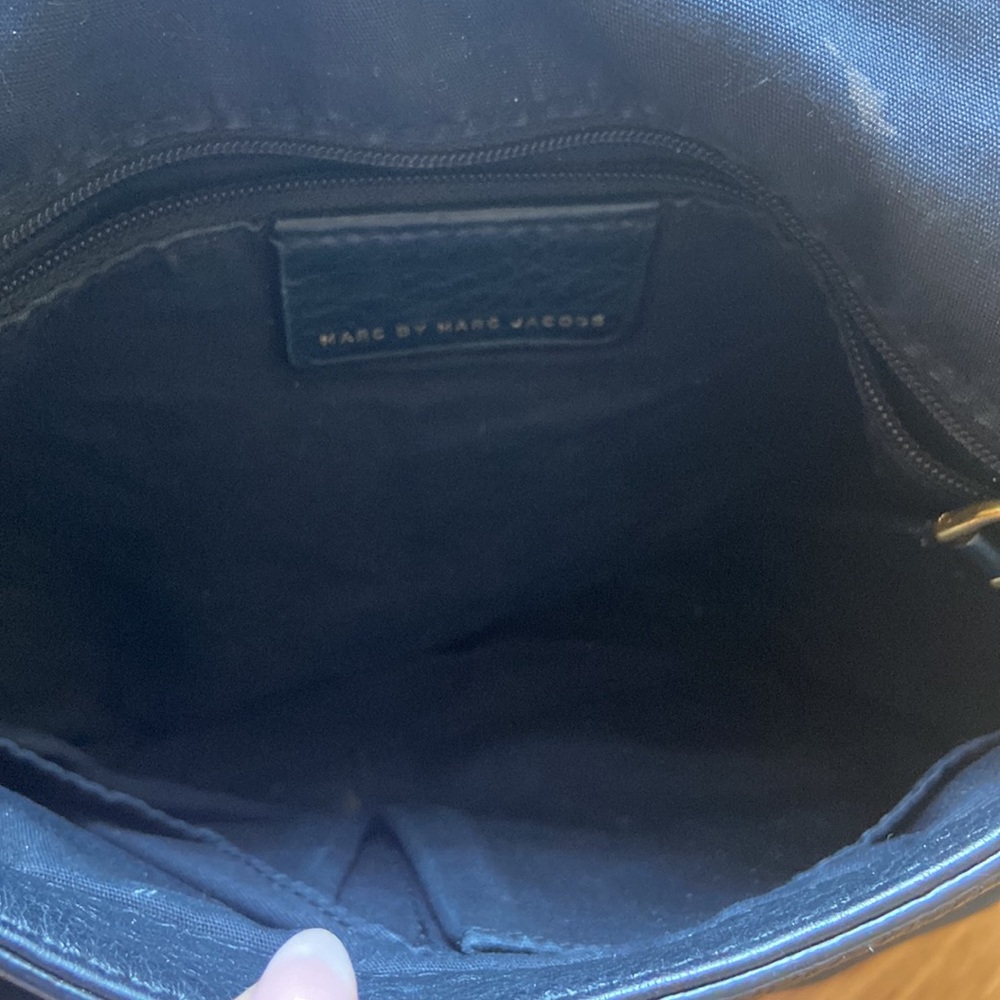 Marc by Marc Jacobs Black Leather Classic Q Natasha Crossbody Bag - Picture 7 of 7